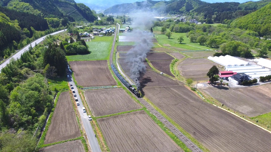 蒸気機関車イメージ画像